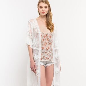 ‎POL Clothing Kimono Ivory Lace Open Front